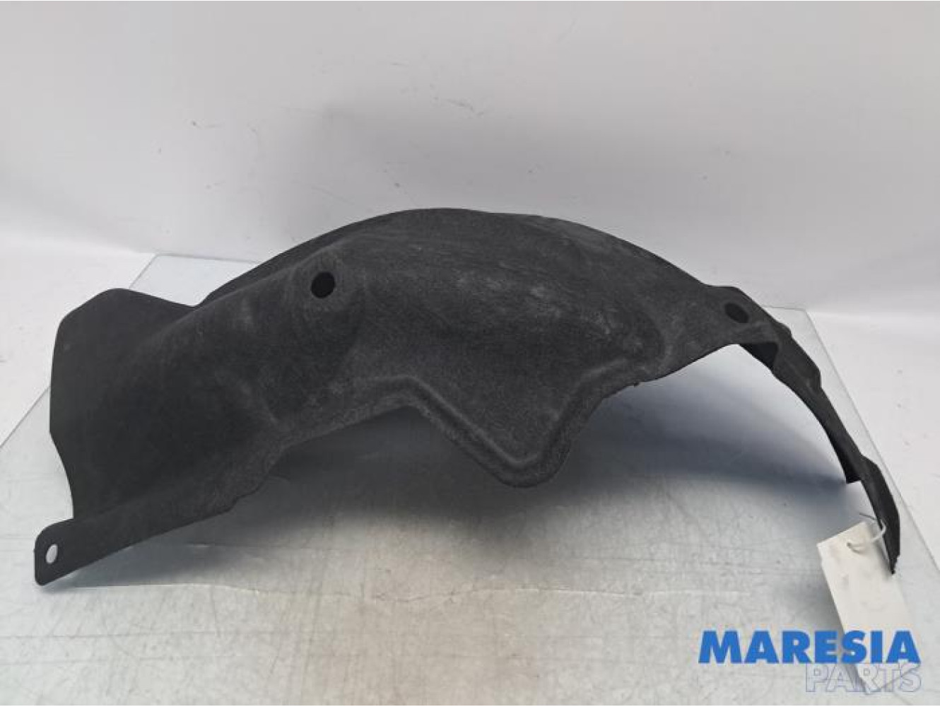 Renault - Megane - Passage de roue