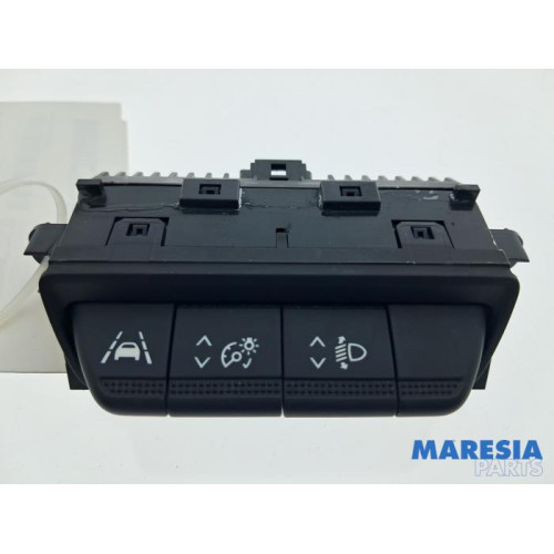 Renault - Clio - Schakelaar Koplamp Ihv