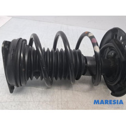 Renault - Megane - Front shock absorber rod, right