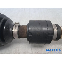 Renault - Megane - Aandrijfas links-voor