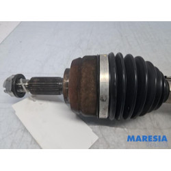 Renault - Megane - Aandrijfas links-voor