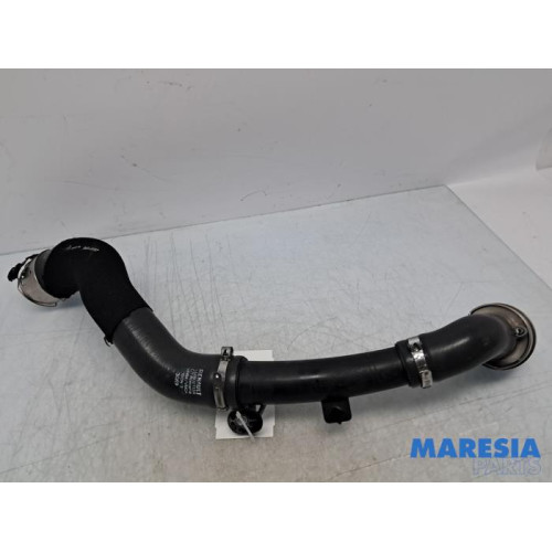 Renault - Megane - Intercooler Schlauch