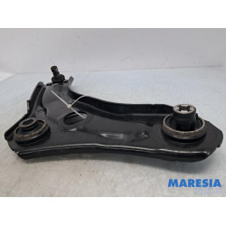 Renault - Megane - Front lower wishbone, right