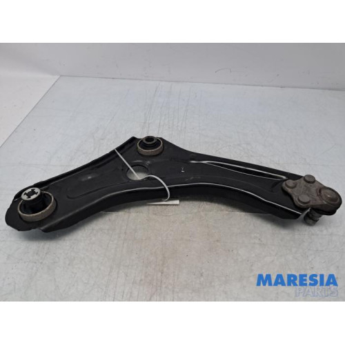 Renault - Megane - Querlenker unten links vorne