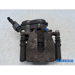 Renault - Megane - Rear brake calliper, right