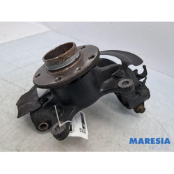 Renault - Megane - Knuckle, front right