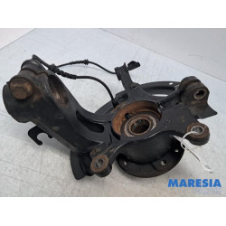 Renault - Megane - Knuckle, front right