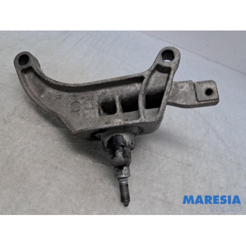 Renault - Megane - Motorlager