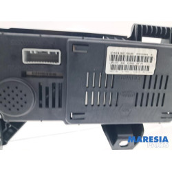 Renault - Grand Scenic - Instrument panel