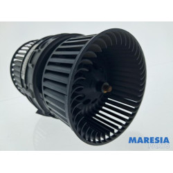 Renault - Grand Scenic - Heating and ventilation fan motor