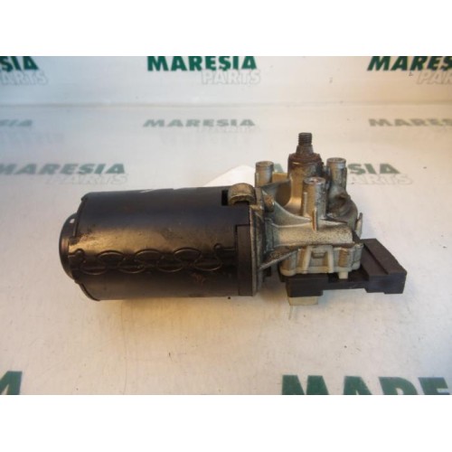 Fiat - Doblo - Front wiper motor