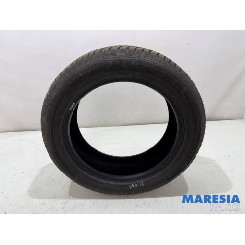 Renault - Captur - Pneu