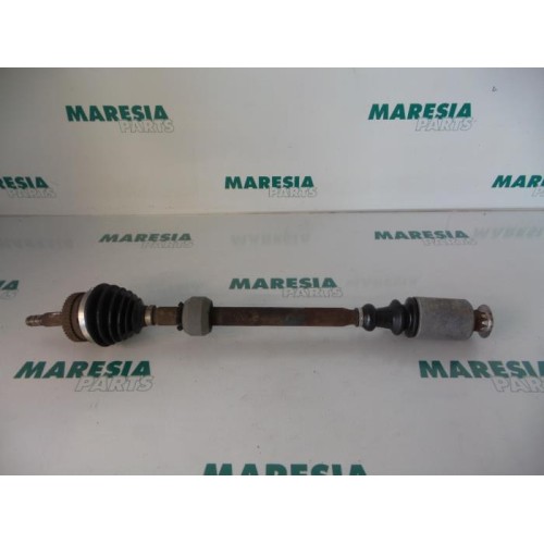 Renault - Megane Scenic - Drive shaft, rear right