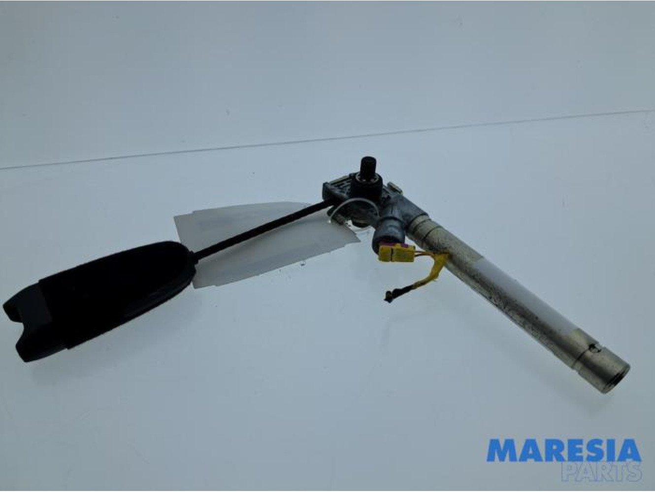 Fiat - Punto - Seatbelt tensioner, left