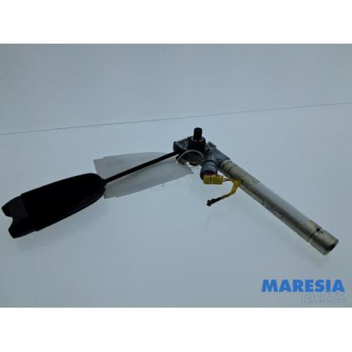 Fiat - Punto - Seatbelt tensioner, left