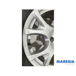 Alfa Romeo - Mito - Sportvelgenset + winterbanden