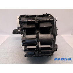 Renault - Captur - Heater housing