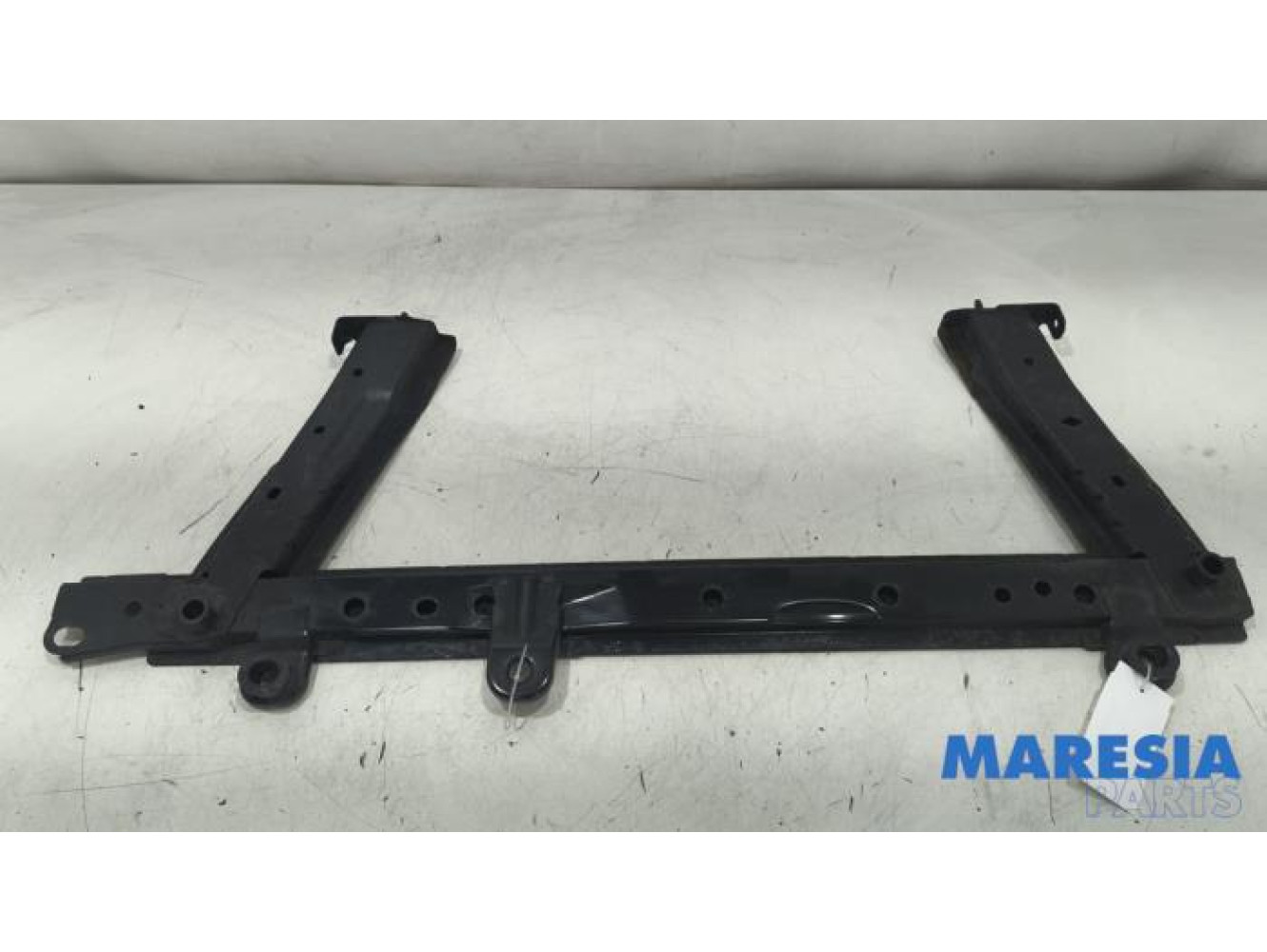 Renault - Captur - Radiateurbalk