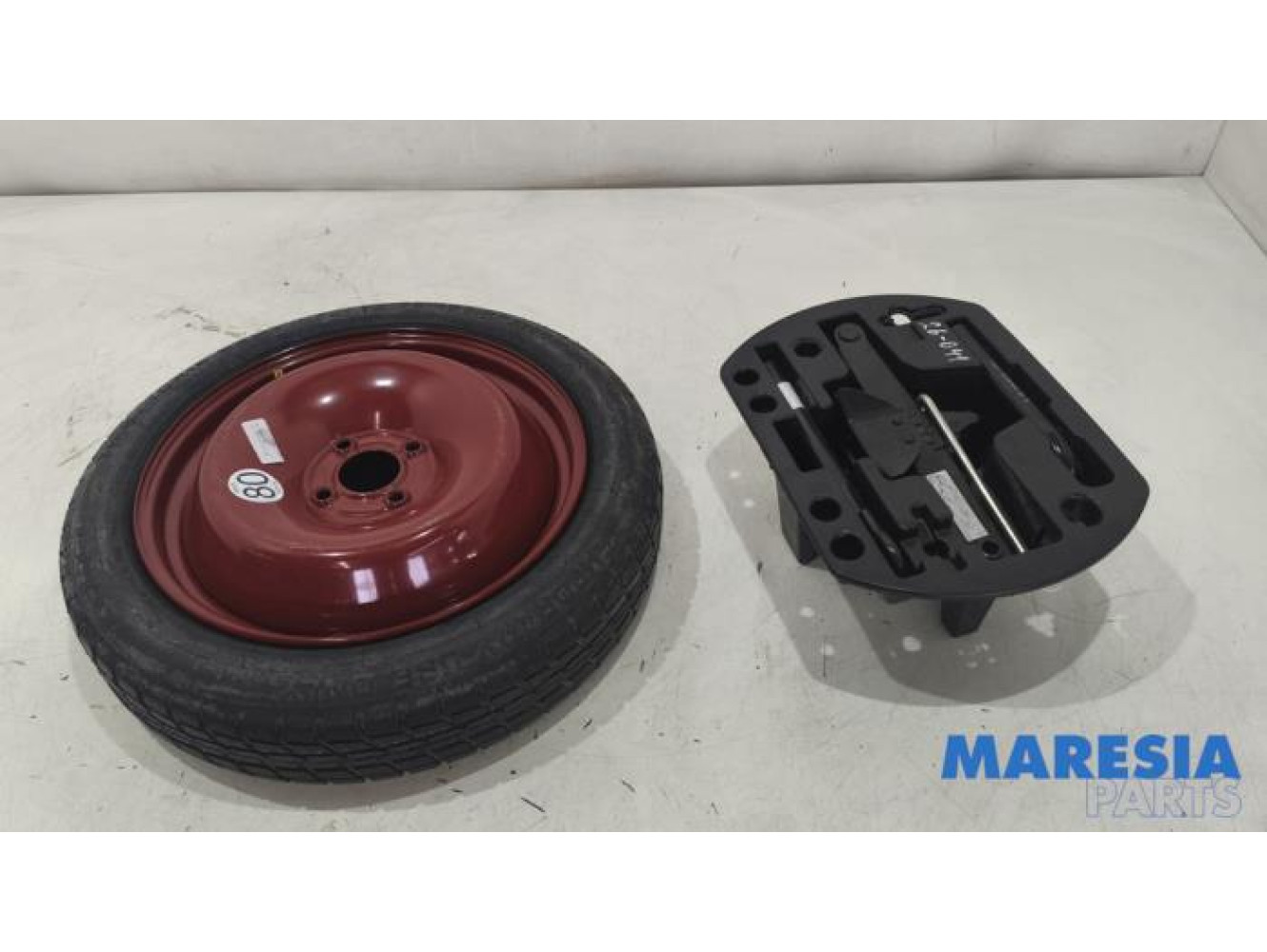 Renault - Captur - Krikset + reservewiel