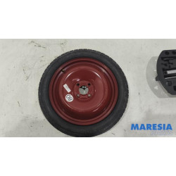 Renault - Captur - Krikset + reservewiel