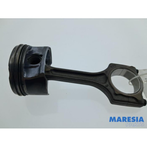 Citroen - DS3 - Drijfstang