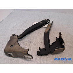 Fiat - Punto - Charnière capot