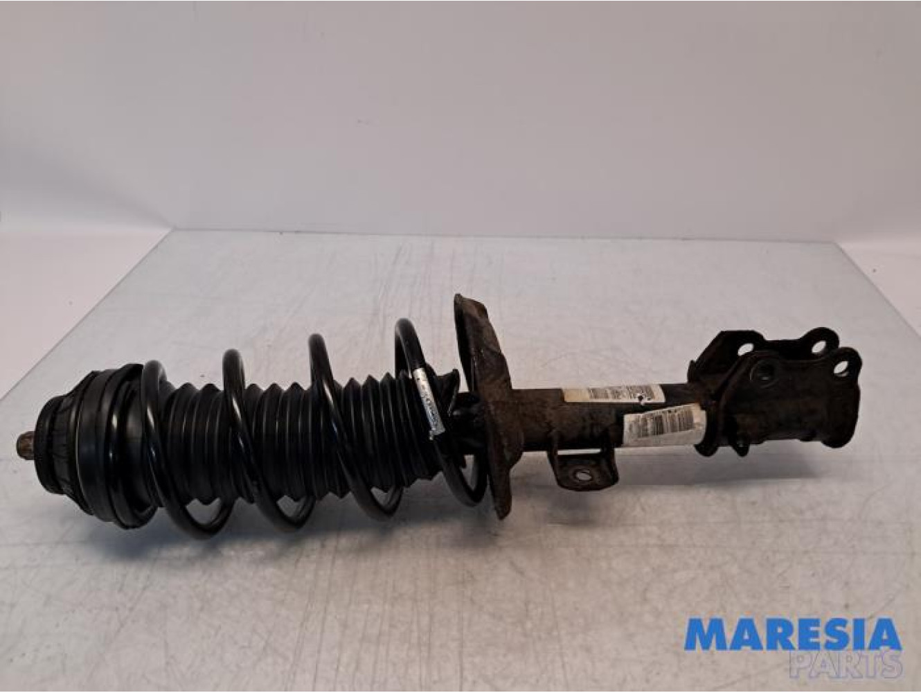 Fiat - Punto - Barre amortisseur avant droit