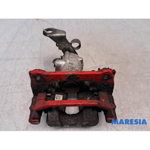 Fiat - Punto - Etrier de frein (pince) arrière droit