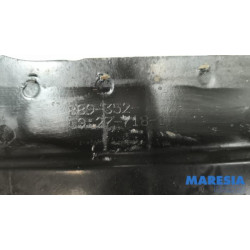 Peugeot - 308 - Faux châssis