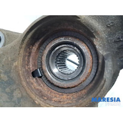 Peugeot - 108 - Fusee links-voor