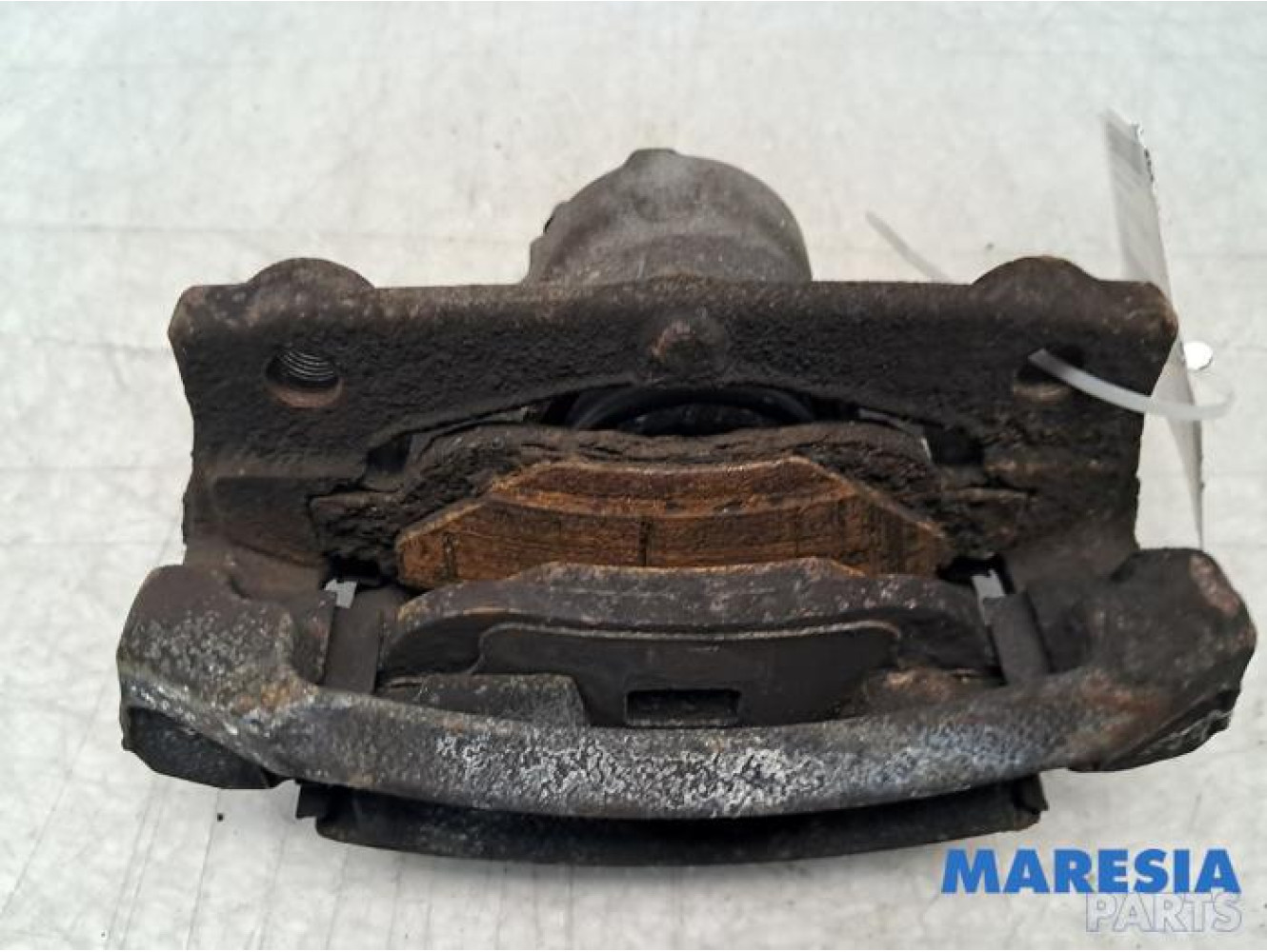 Peugeot - 108 - Remklauw (Tang) links-voor