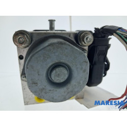 Peugeot - 108 - ABS Pomp