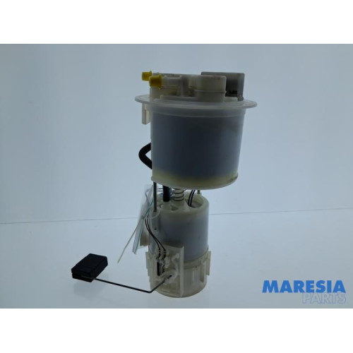 Peugeot - 108 - Pompe carburant électrique