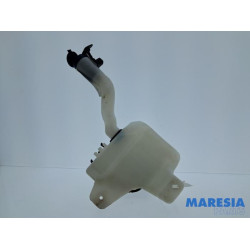 Alfa Romeo - Mito - Ruitensproeiertank voor