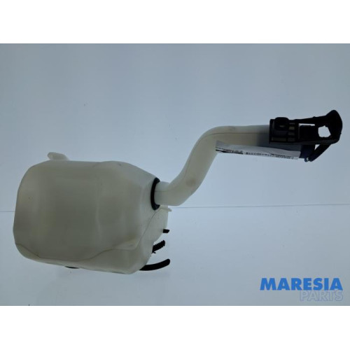 Alfa Romeo - Mito - Ruitensproeiertank voor