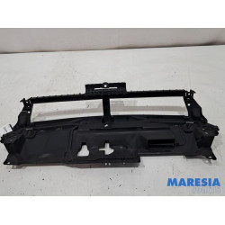 Peugeot - 308 - Grillhalter