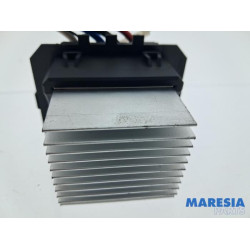 Peugeot - 108 - Kachel Weerstand