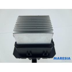 Peugeot - 108 - Kachel Weerstand