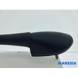 Peugeot - 108 - Antenne