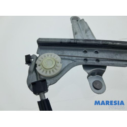 Peugeot - 108 - Ruitmechaniek 4Deurs links-voor