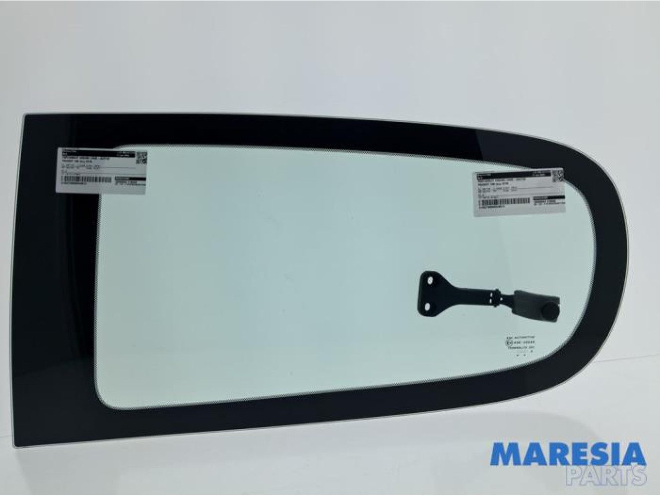 Peugeot - 108 - Portierruit 4Deurs links-achter