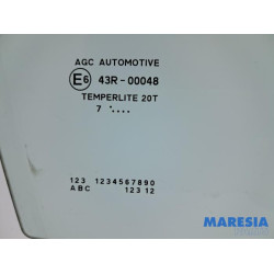 Peugeot - 108 - Door window 4-door, front right