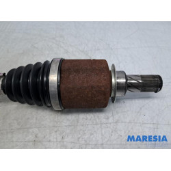 Renault - Captur - Antriebswelle links vorne