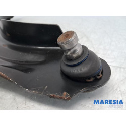 Renault - Captur - Querlenker unten links vorne