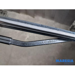 Renault - Captur - Bras essuie-glace avant