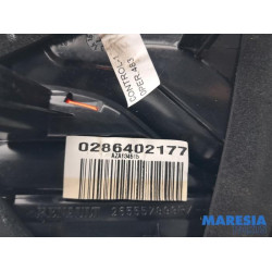 Renault - Captur - Rücklicht links