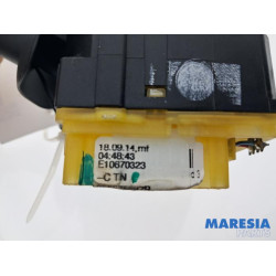 Renault - Captur - Commutateur essuie-glace