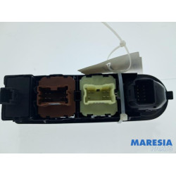 Renault - Captur - Multi-functional window switch