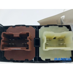 Renault - Captur - Multi-functional window switch