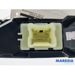 Renault - Captur - Commutateur vitre électrique